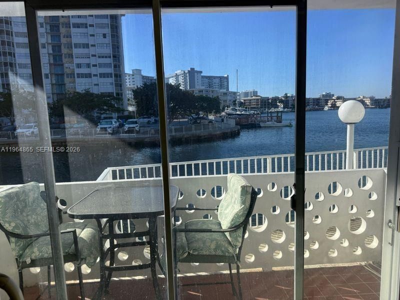 2500 Diana Dr, Unit 107, Hallandale Beach, FL 33009 Photo