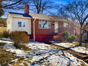 4624 Greenwood Drive, Lynchburg, VA 24502