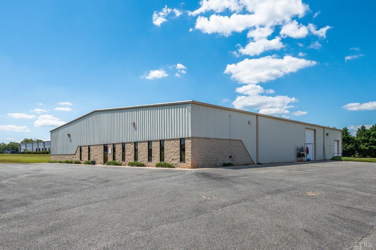 200 Industrial Park, Appomattox, VA 24522