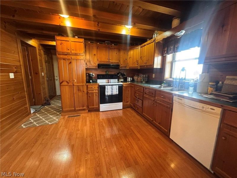 5080 Germano Road SE, Carrollton, OH 44615 Photo 4