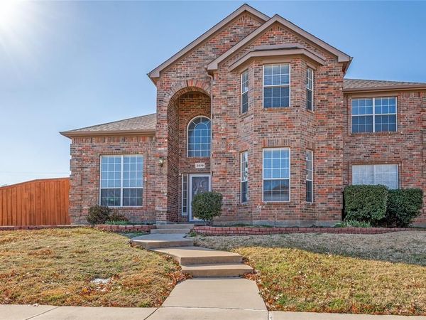2079 Sunset Lane, Lewisville, TX 75067