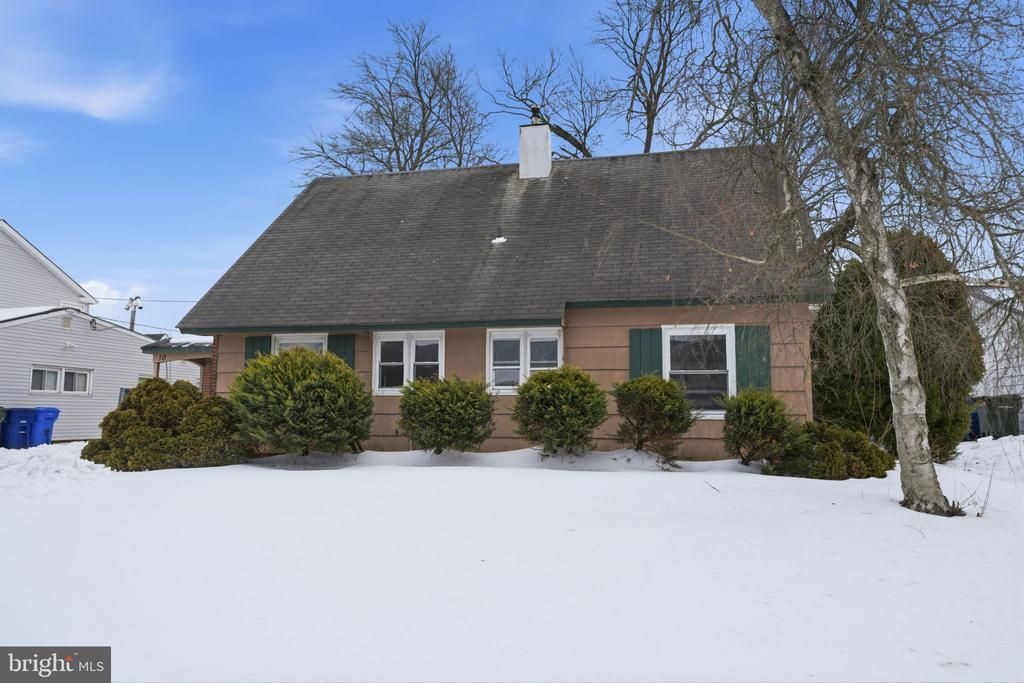 10 Melrose Lane, Willingboro, NJ 08046 Main Photo