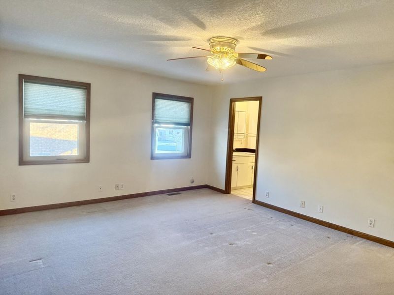 821 Helen Drive, Wapakoneta, OH 45895 Photo 14