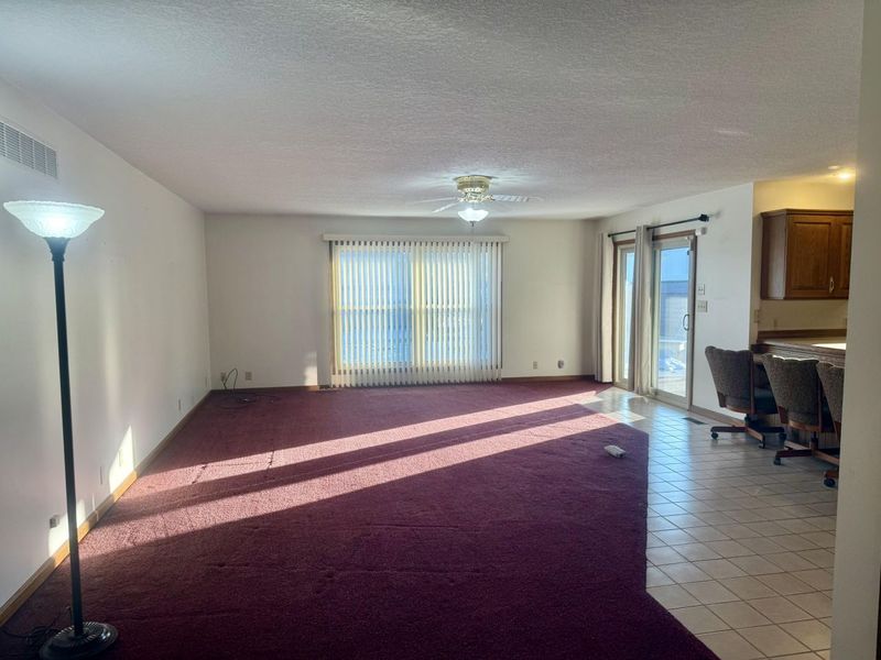 821 Helen Drive, Wapakoneta, OH 45895 Photo 5