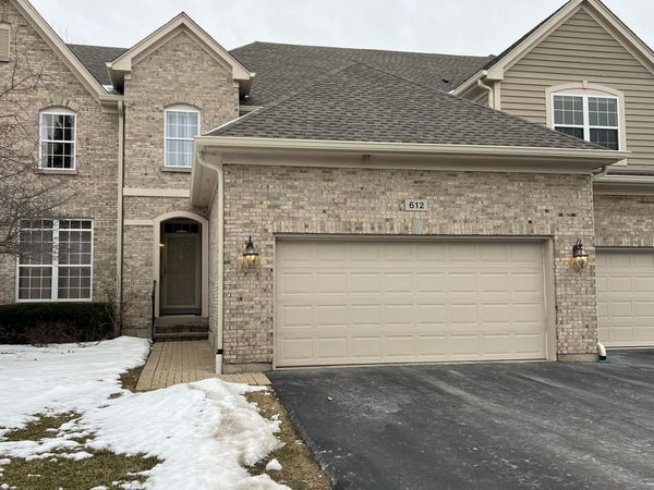 612 Stone Canyon Circle, Inverness, IL 60010