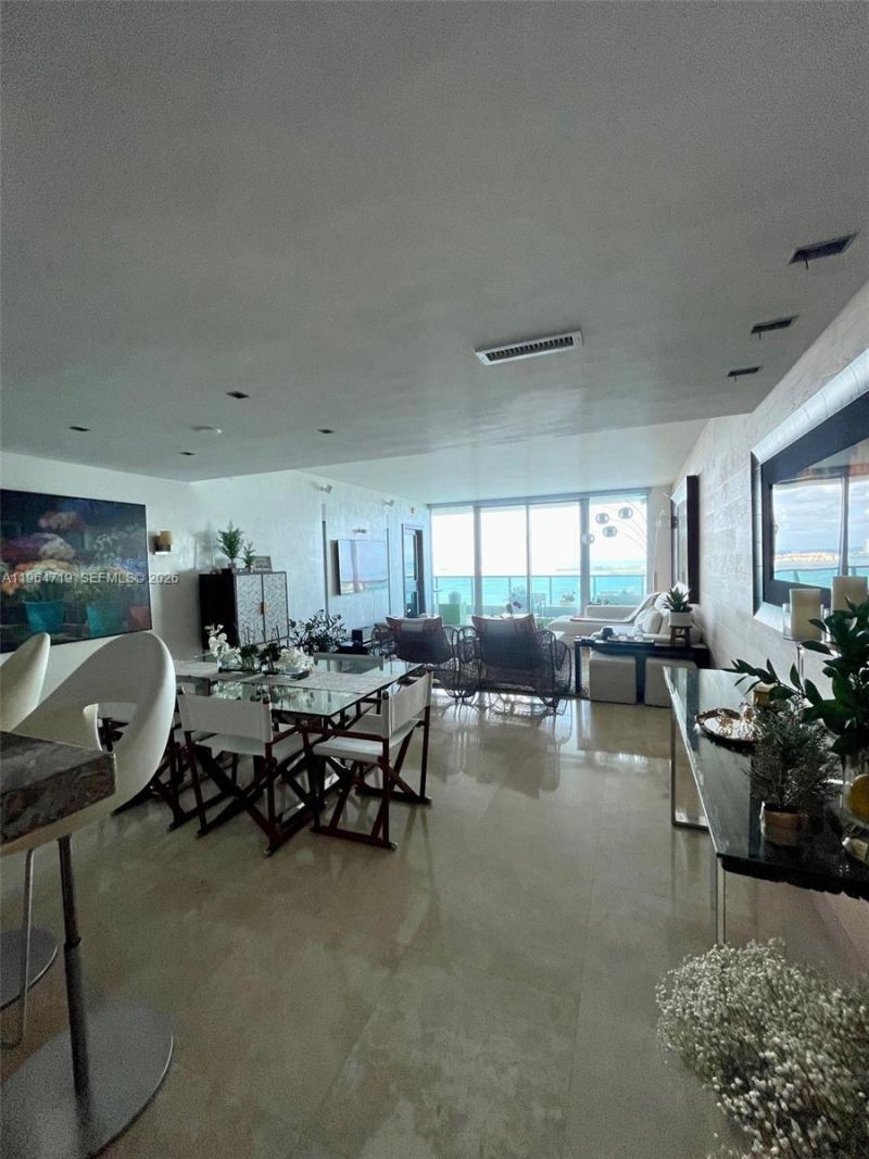 1331 Brickell Bay Dr, Unit 3607, Miami, FL 33131 Photo