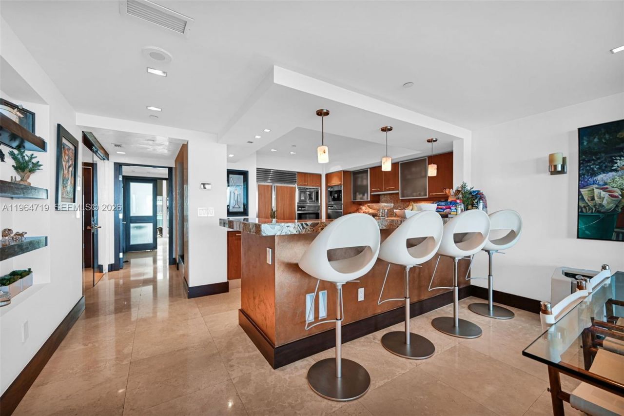 1331 Brickell Bay Dr, Unit 3607, Miami, FL 33131 Photo