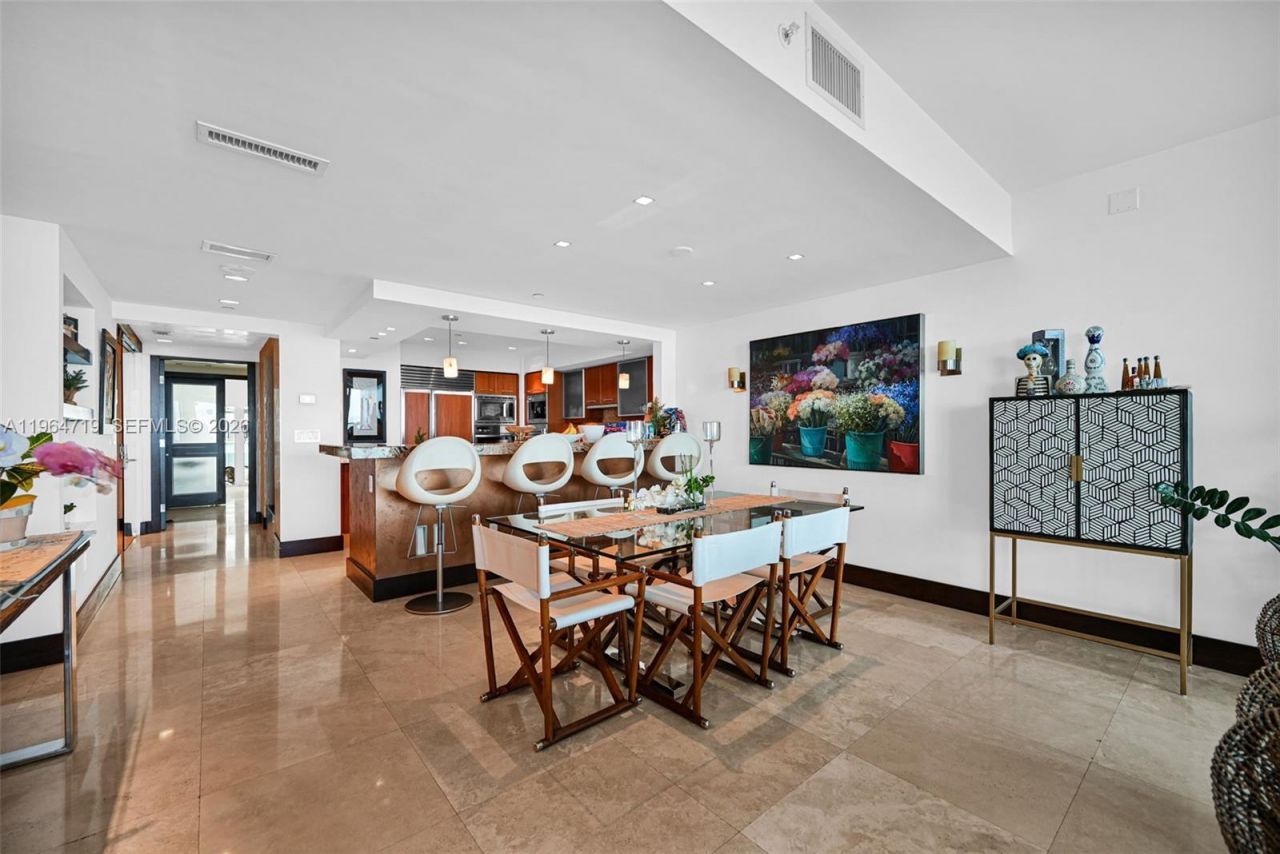 1331 Brickell Bay Dr, Unit 3607, Miami, FL 33131 Photo