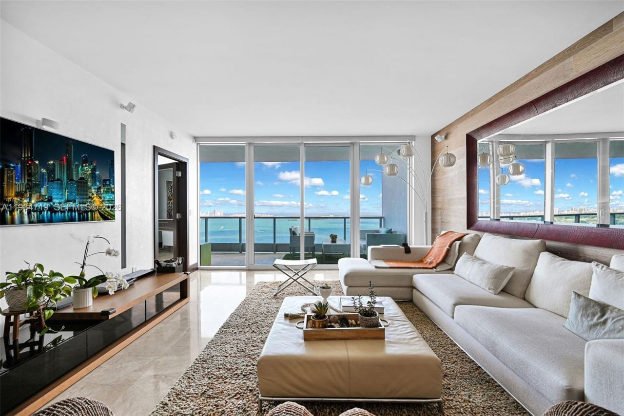 1331 Brickell Bay Dr, Unit 3607, Miami, FL 33131 Photo