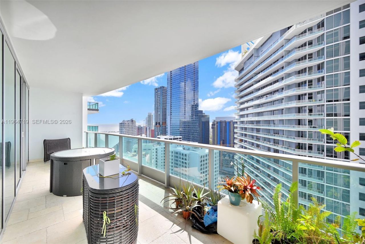 1331 Brickell Bay Dr, Unit 3607, Miami, FL 33131 Photo
