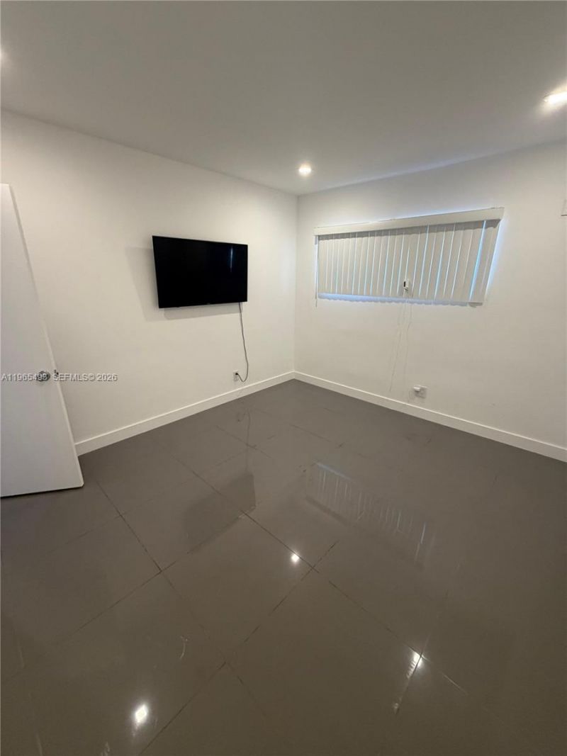 13105 Ixora Ct, Unit 107, North Miami, FL 33181 Photo