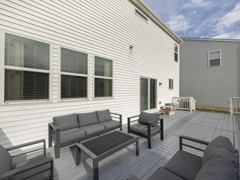 5965 Tully Cross Drive, Galloway, OH 43119 Photo 12