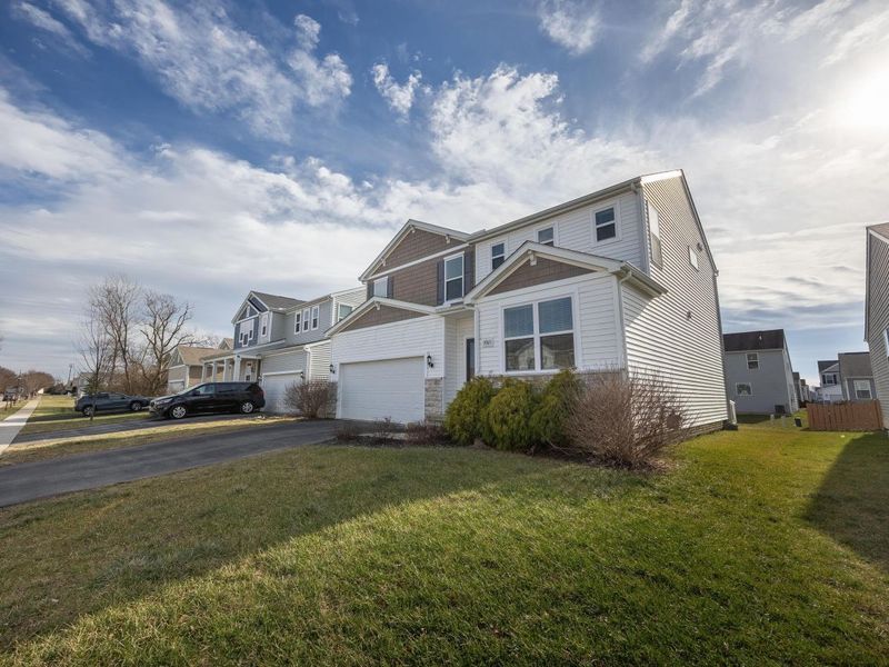 5965 Tully Cross Drive, Galloway, OH 43119 Photo 2