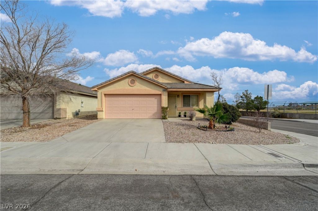 3900 Golden Glaze Street, Las Vegas, NV 89129 Main Photo