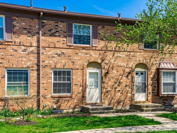 4723 Tarryton Court S, Unit 14E, Columbus, OH 43228