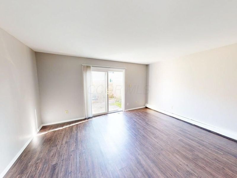 4723 Tarryton Court S, Unit 14E, Columbus, OH 43228 Photo 8