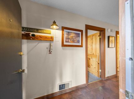 270 North Lake Boulevard, Tahoe City, CA 96145 Photo