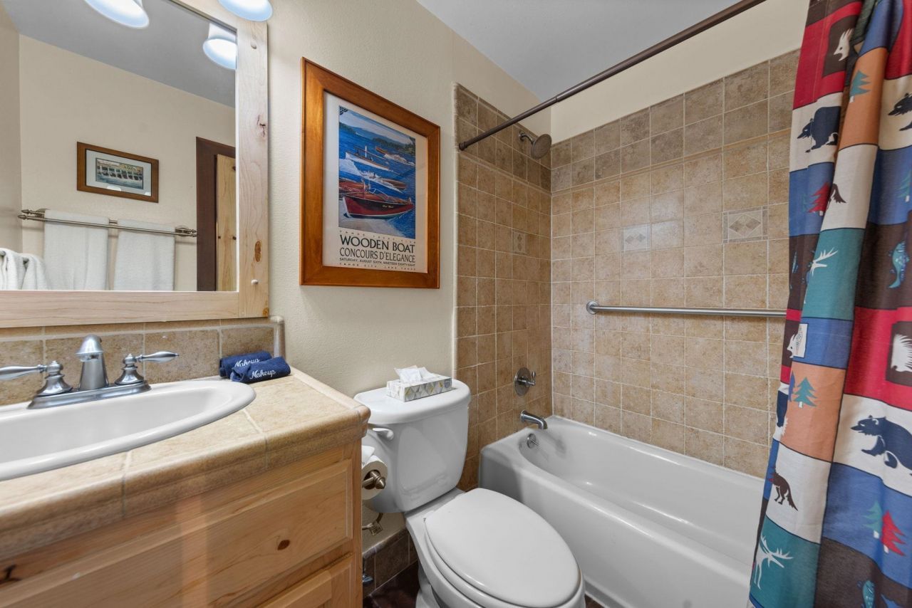 270 North Lake Boulevard, Tahoe City, CA 96145 Photo