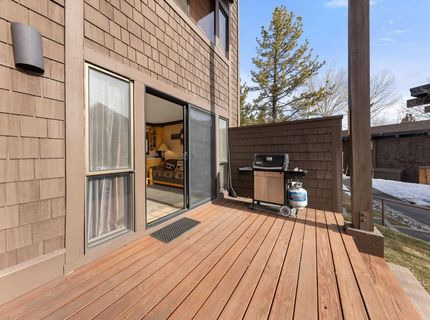270 North Lake Boulevard, Tahoe City, CA 96145 Photo