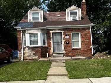 8279 Greenlawn Street, Detroit, MI 48204