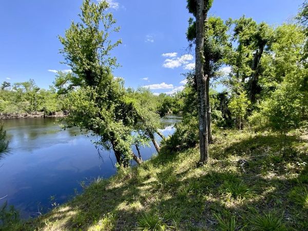 1903 SE Boundary Bend Trail, Lee, FL 32059