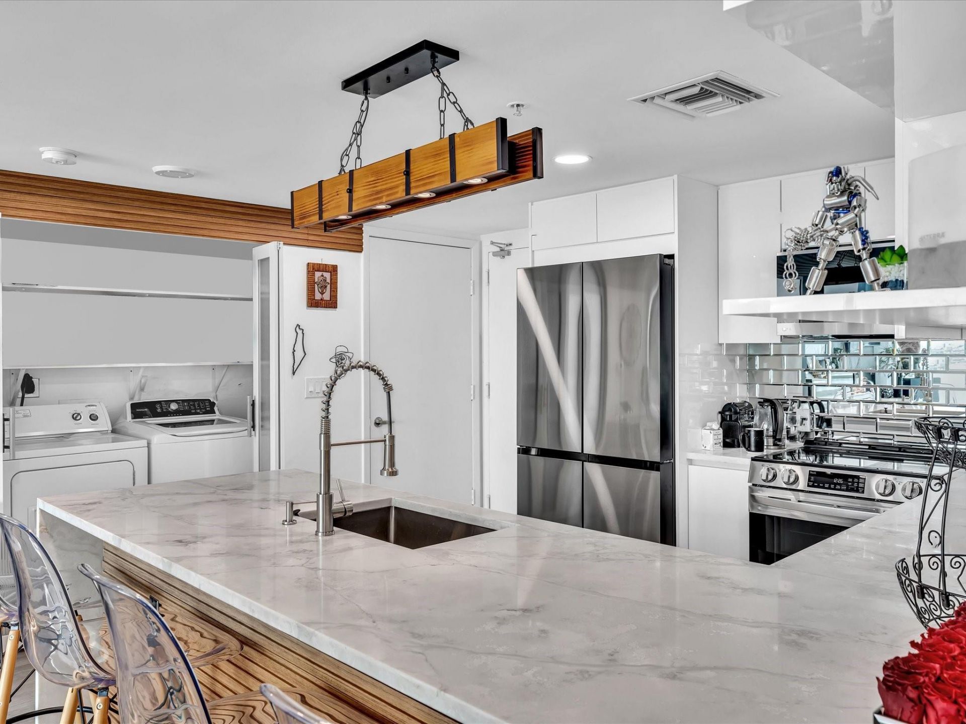 665 NE 25th Street, Unit 2403, Miami, FL 33137 Photo