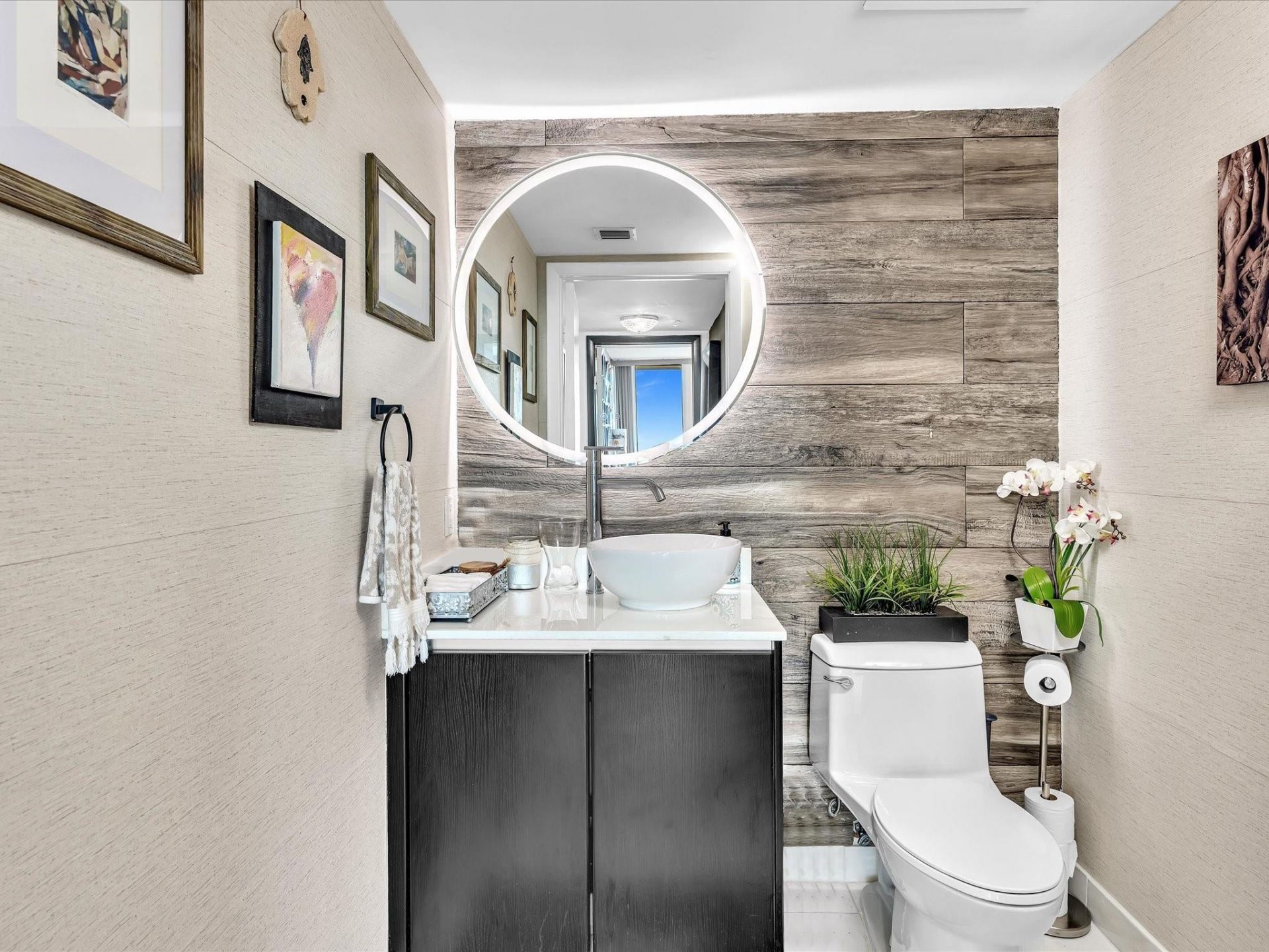 665 NE 25th Street, Unit 2403, Miami, FL 33137 Photo