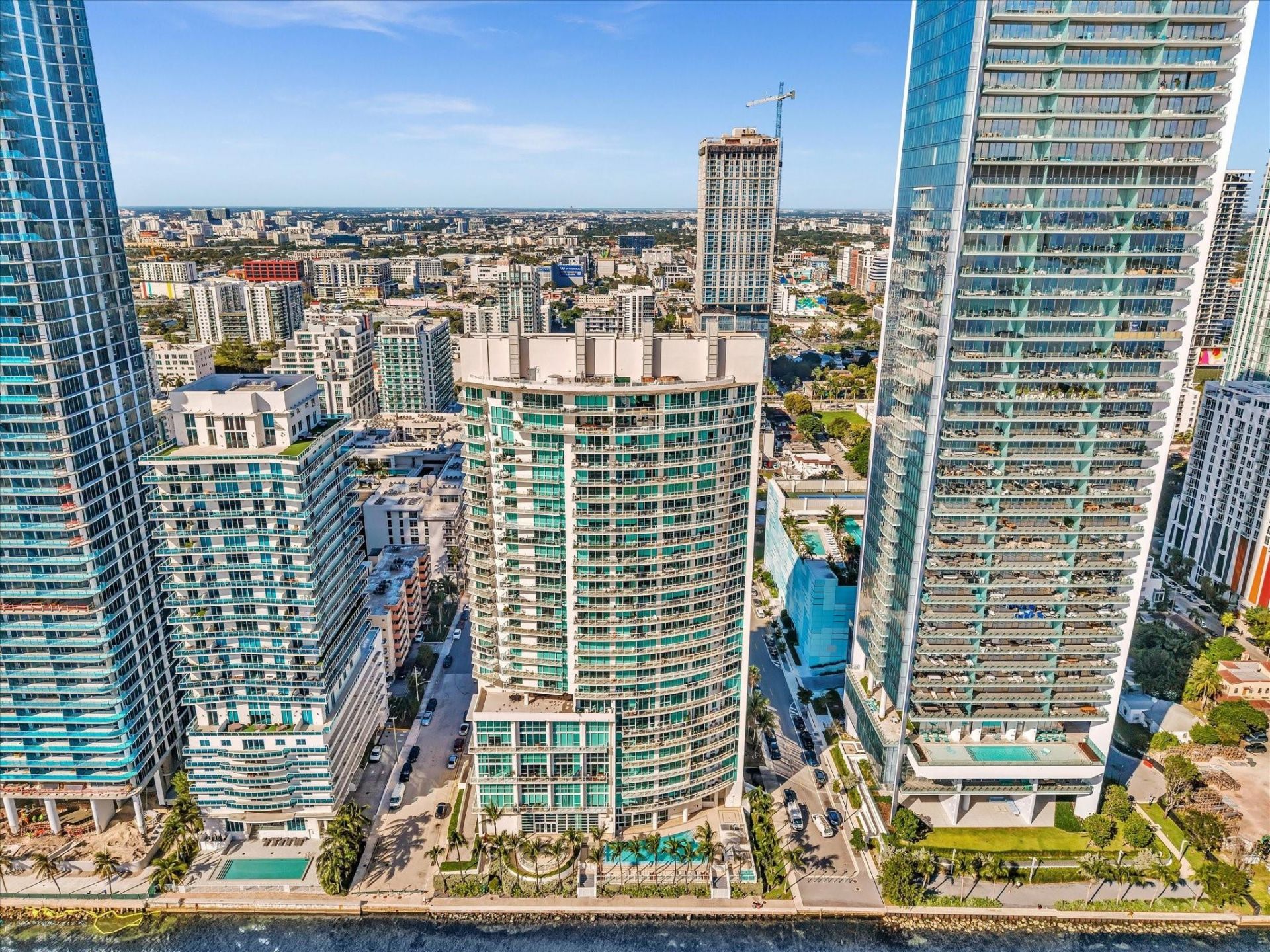 665 NE 25th Street, Unit 2403, Miami, FL 33137 Photo