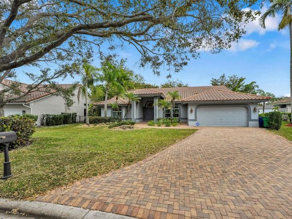 4911 NW 103RD AVE, Coral Springs, FL 33076