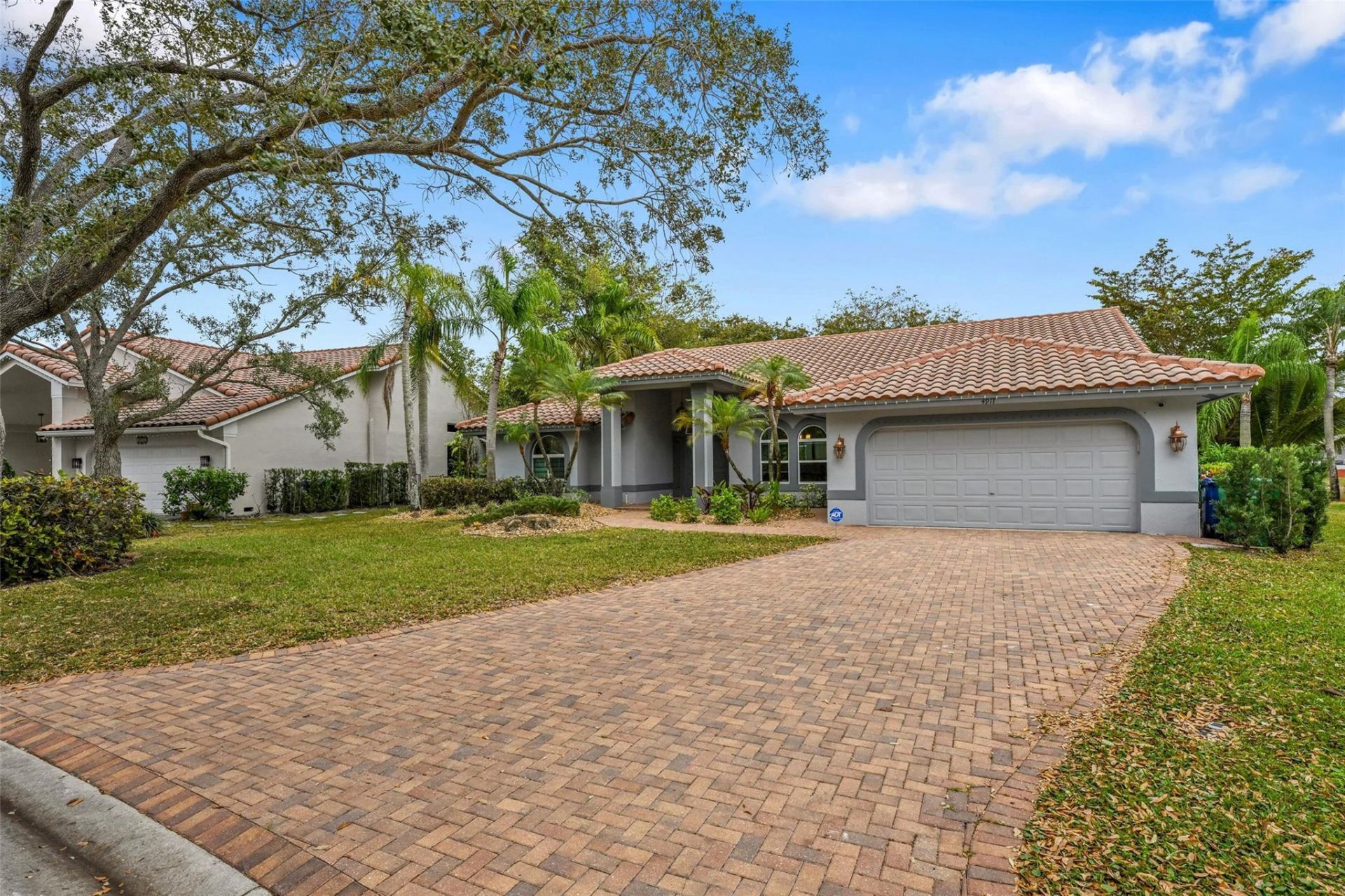 4911 NW 103rd Avenue, Coral Springs, FL 33076 Photo