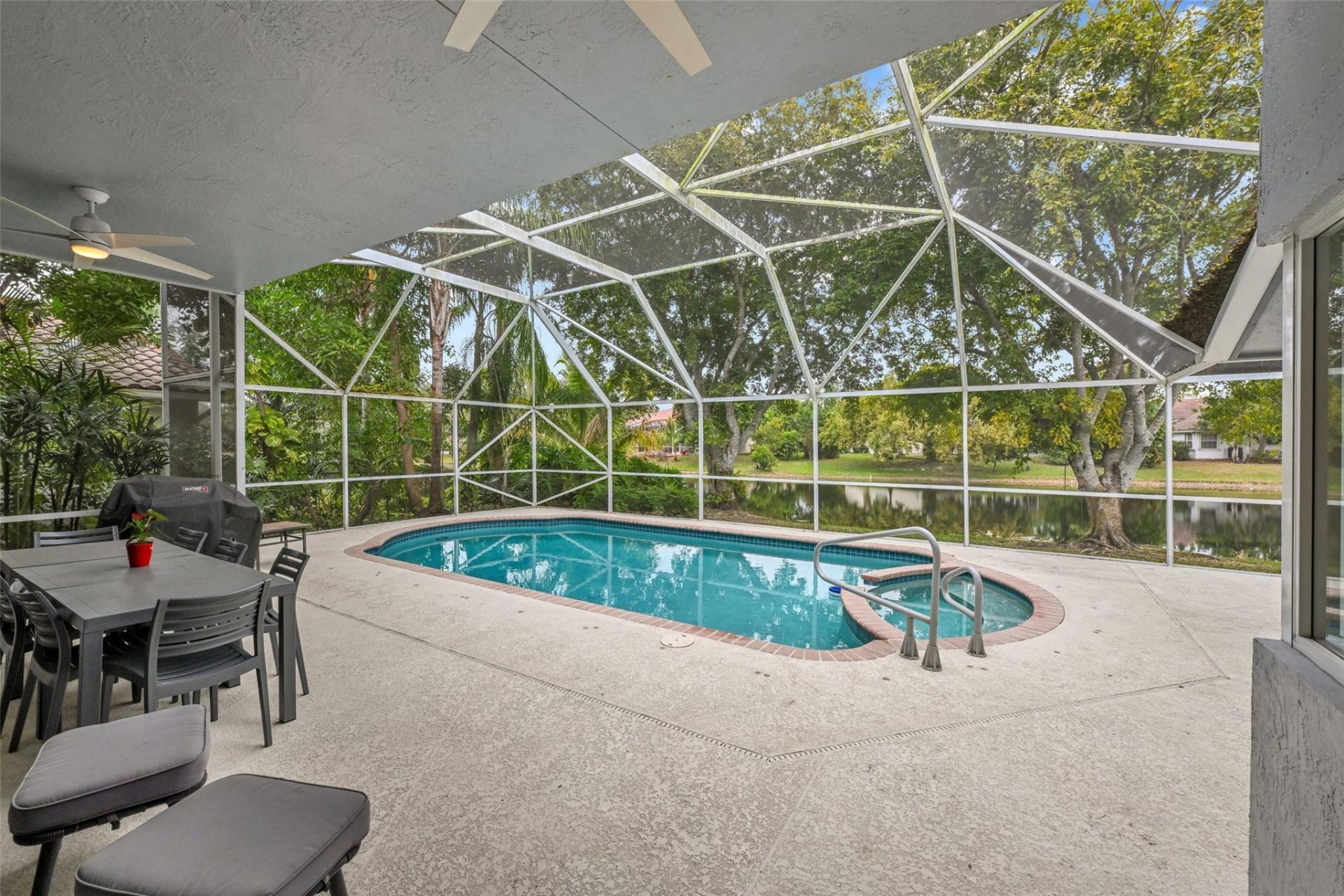 4911 NW 103rd Avenue, Coral Springs, FL 33076 Photo