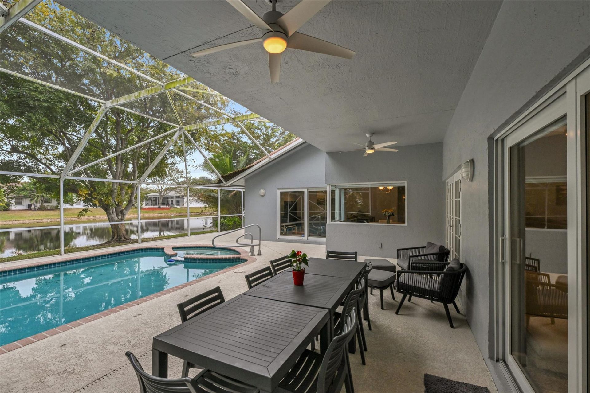 4911 NW 103rd Avenue, Coral Springs, FL 33076 Photo