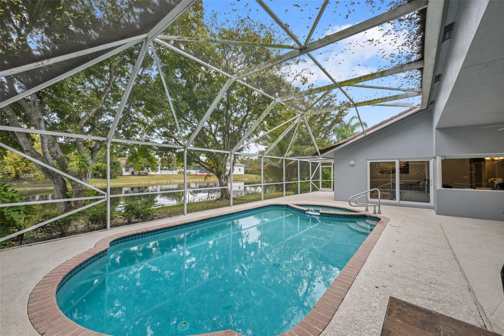 4911 NW 103rd Avenue, Coral Springs, FL 33076 Photo