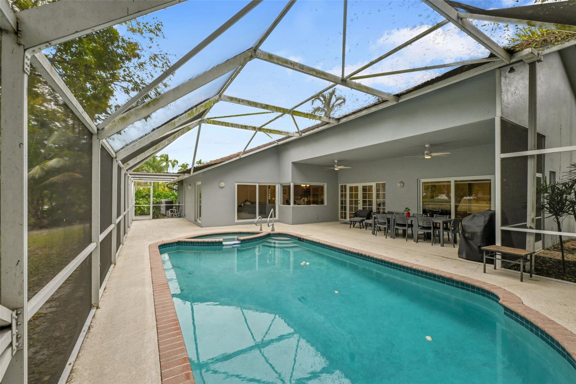 4911 NW 103rd Avenue, Coral Springs, FL 33076 Photo