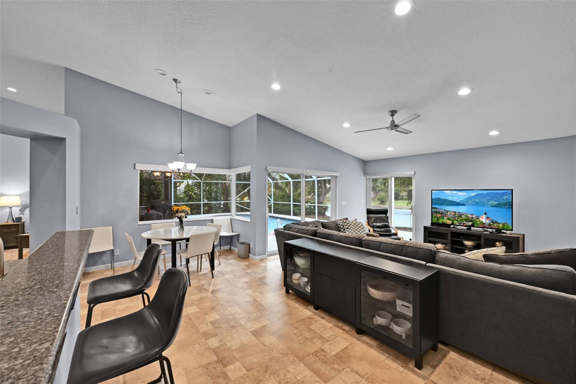 4911 NW 103rd Avenue, Coral Springs, FL 33076 Photo