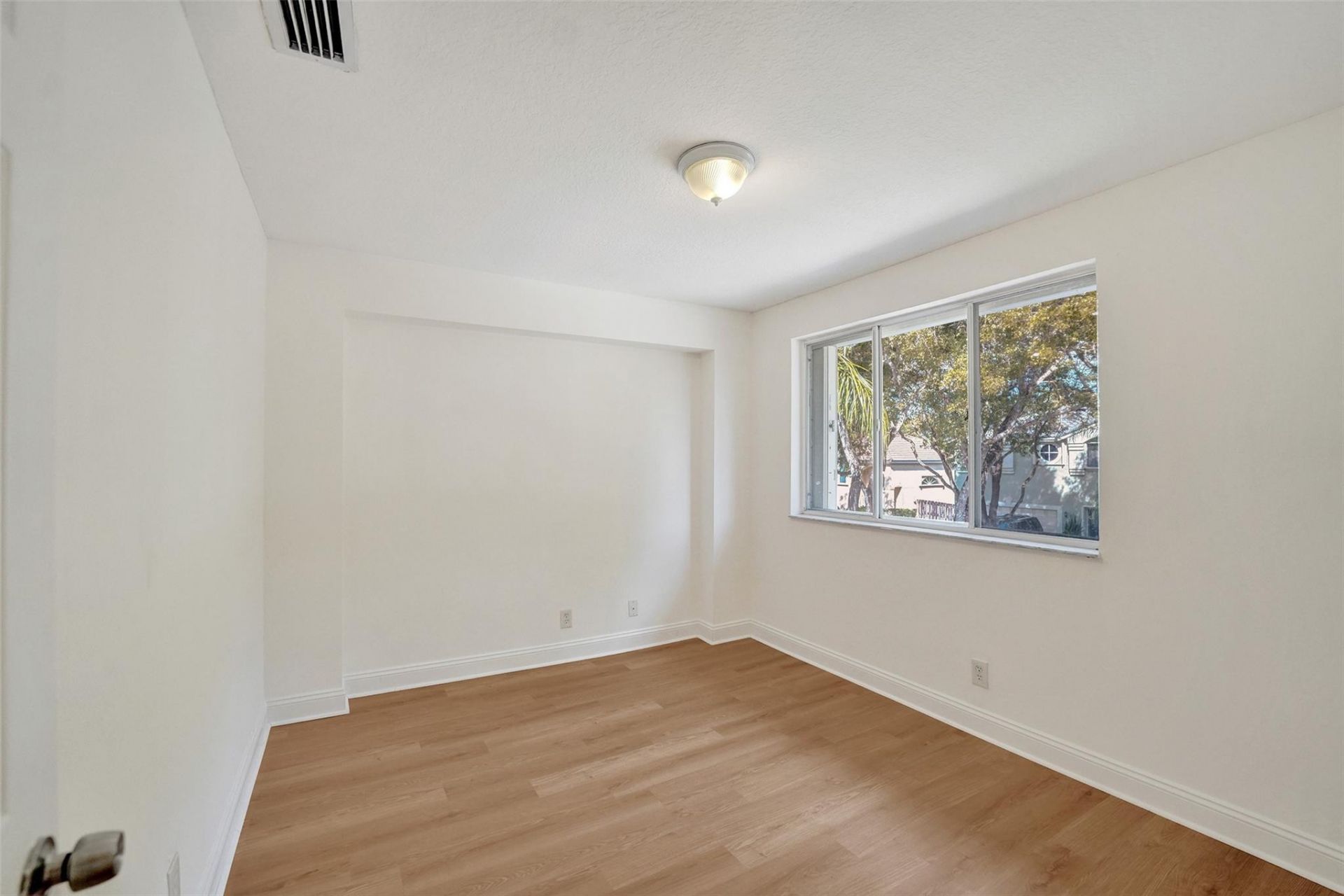 11208 Rhapsody Road, Hollywood, FL 33026 Photo