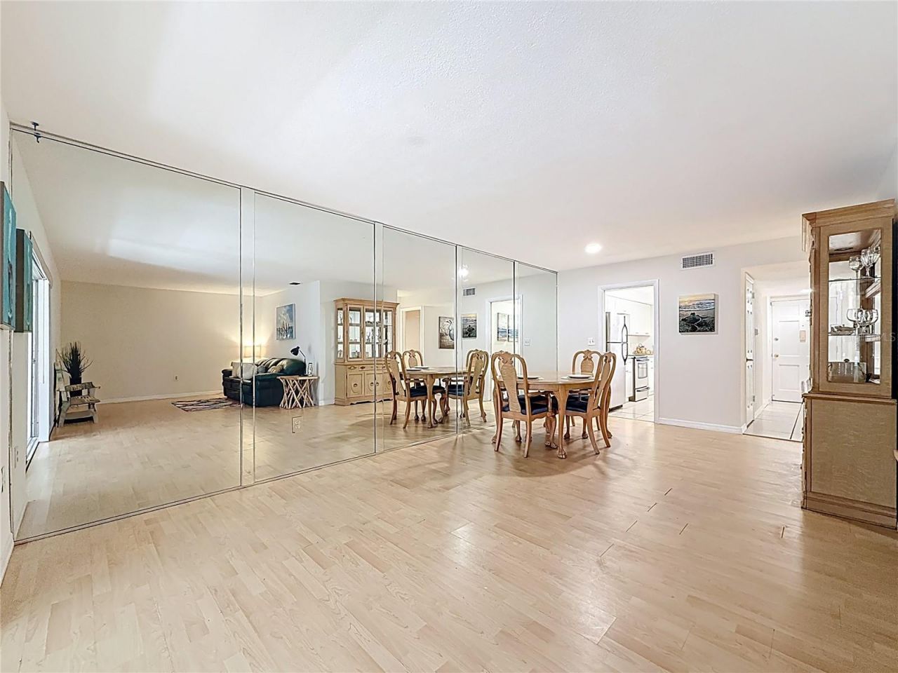 5150 10th Avenue N, Unit 107, Saint Petersburg, FL 33710 Photo