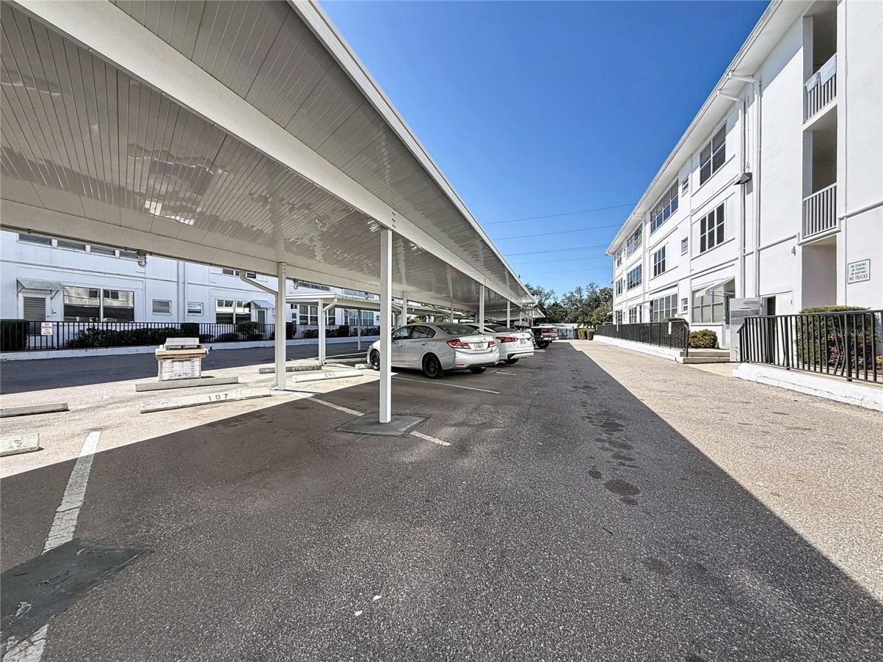 5150 10th Avenue N, Unit 107, Saint Petersburg, FL 33710 Photo