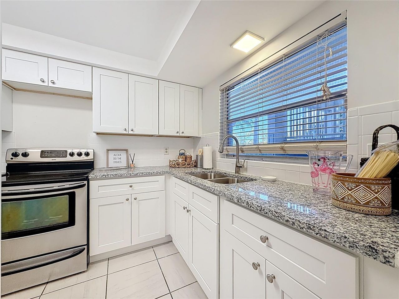 5150 10th Avenue N, Unit 107, Saint Petersburg, FL 33710 Photo