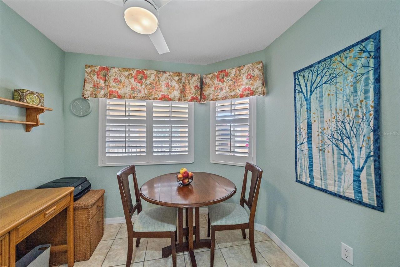 6334 Grand Oak Circle, Unit 203, Bradenton, FL 34203 Photo