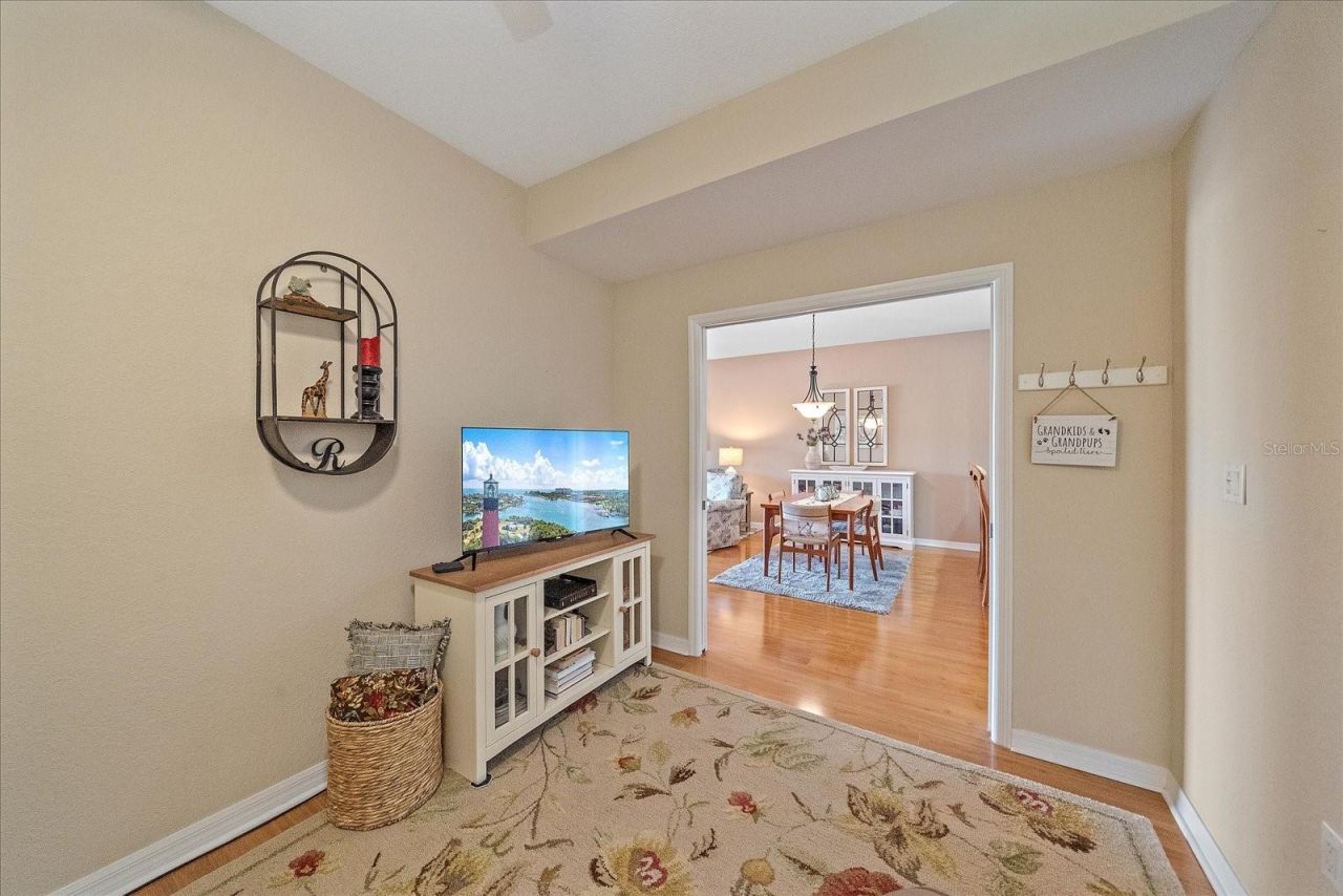 6334 Grand Oak Circle, Unit 203, Bradenton, FL 34203 Photo