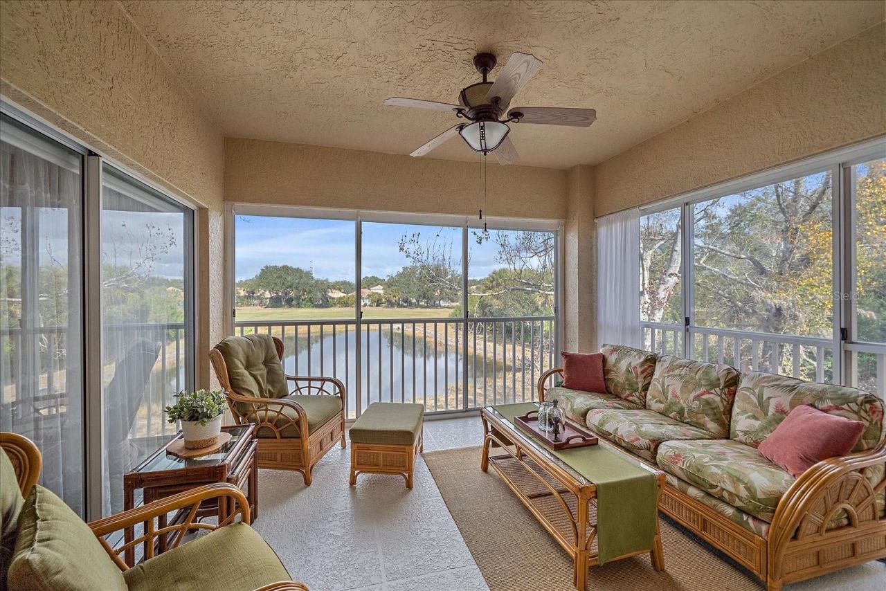6334 Grand Oak Circle, Unit 203, Bradenton, FL 34203 Photo