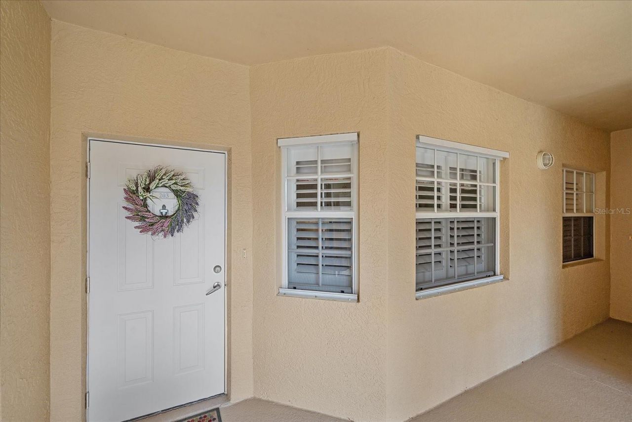6334 Grand Oak Circle, Unit 203, Bradenton, FL 34203 Photo