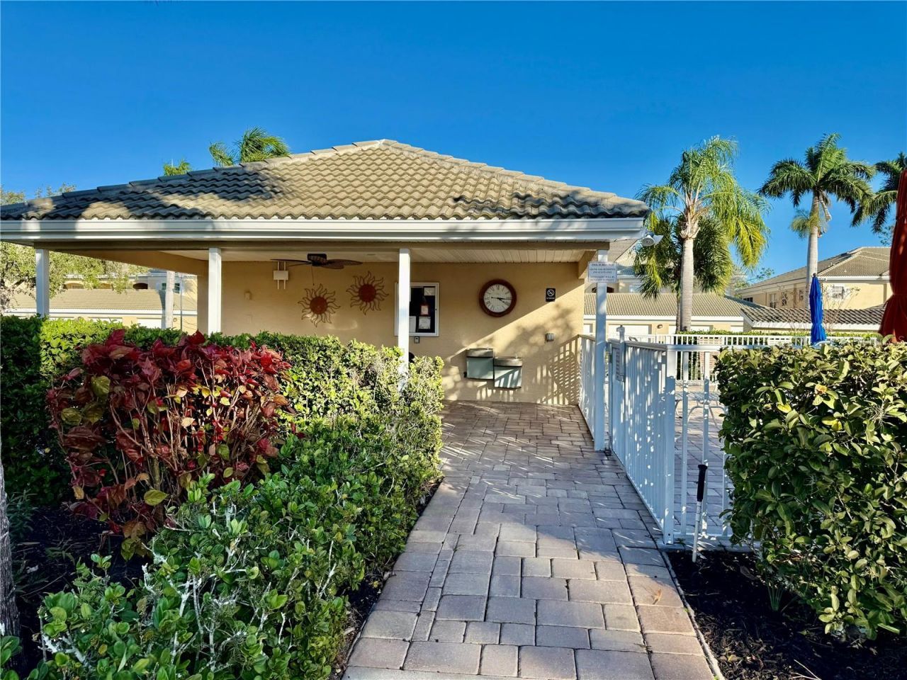 6334 Grand Oak Circle, Unit 203, Bradenton, FL 34203 Photo