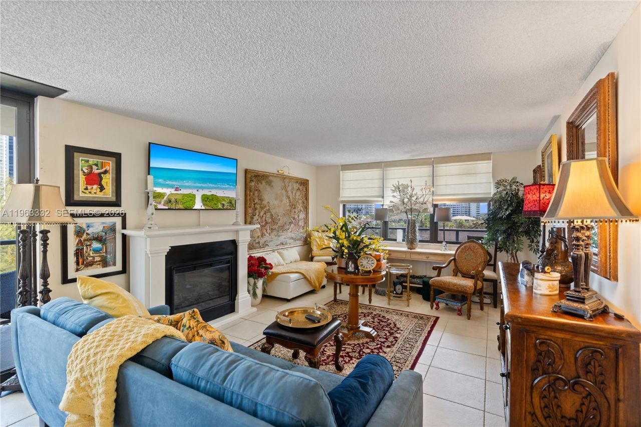 18151 NE 31st Ct, Unit 701, Aventura, FL 33160 Photo