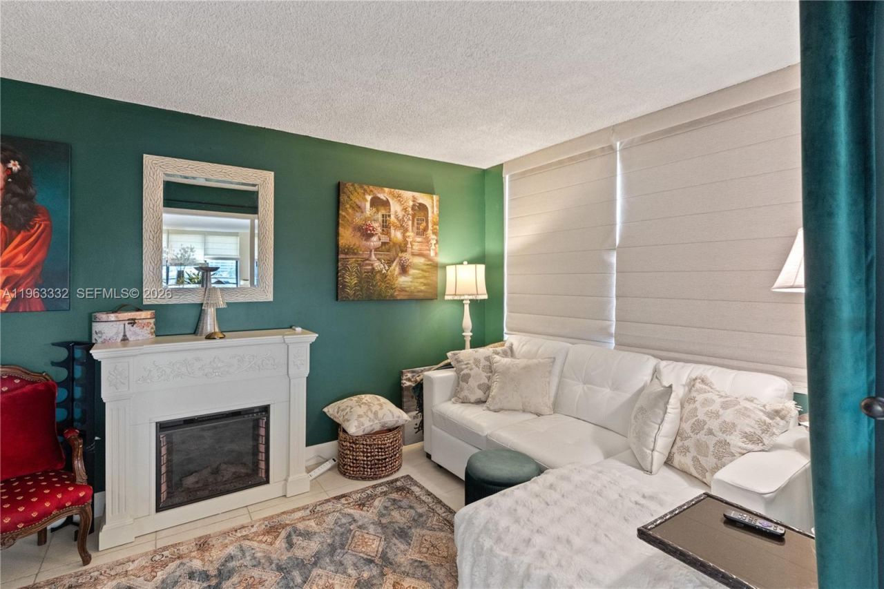 18151 NE 31st Ct, Unit 701, Aventura, FL 33160 Photo