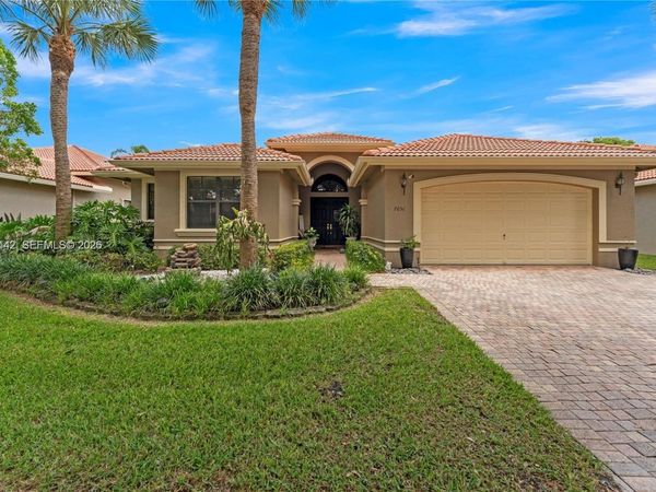 7651 Via Grande, Boynton Beach, FL 33437