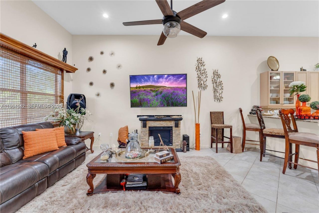 7651 Via Grande, Boynton Beach, FL 33437 Photo