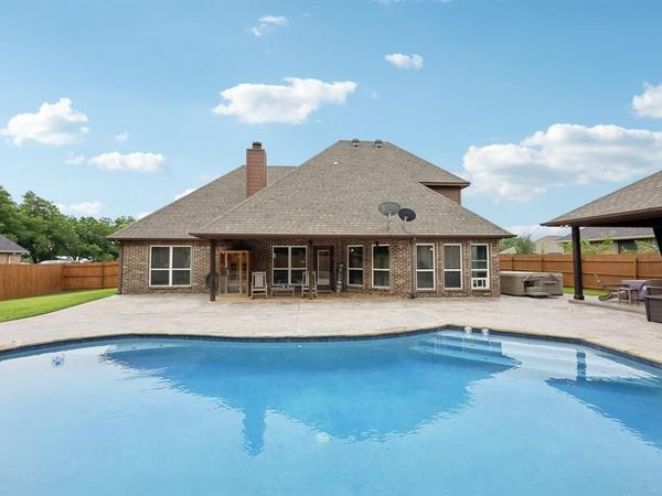 405 Edgewood Terrace, Boyd, TX 76023