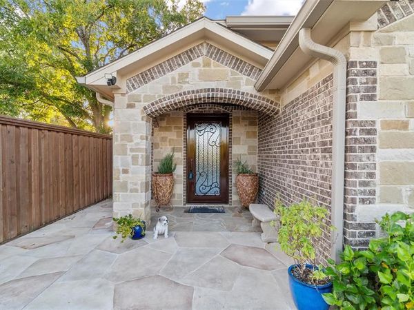 1006 Manning Street, Grand Prairie, TX 75051